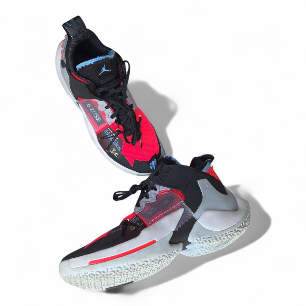 Size 8.5 - Jordan Why Not‎ Zer0.2 SE Red Orbit